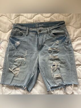 No Boundaries Mid-Rise Light Blue Distressed Women's Denim Shorts